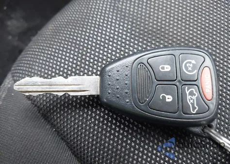 2011 Dodge Avenger Mainstreet z USA, uszkodzony, nr VIN 1B3BD1FB3BN528215